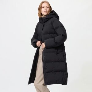 Uniqlo Women's Seamless Down Long Coat